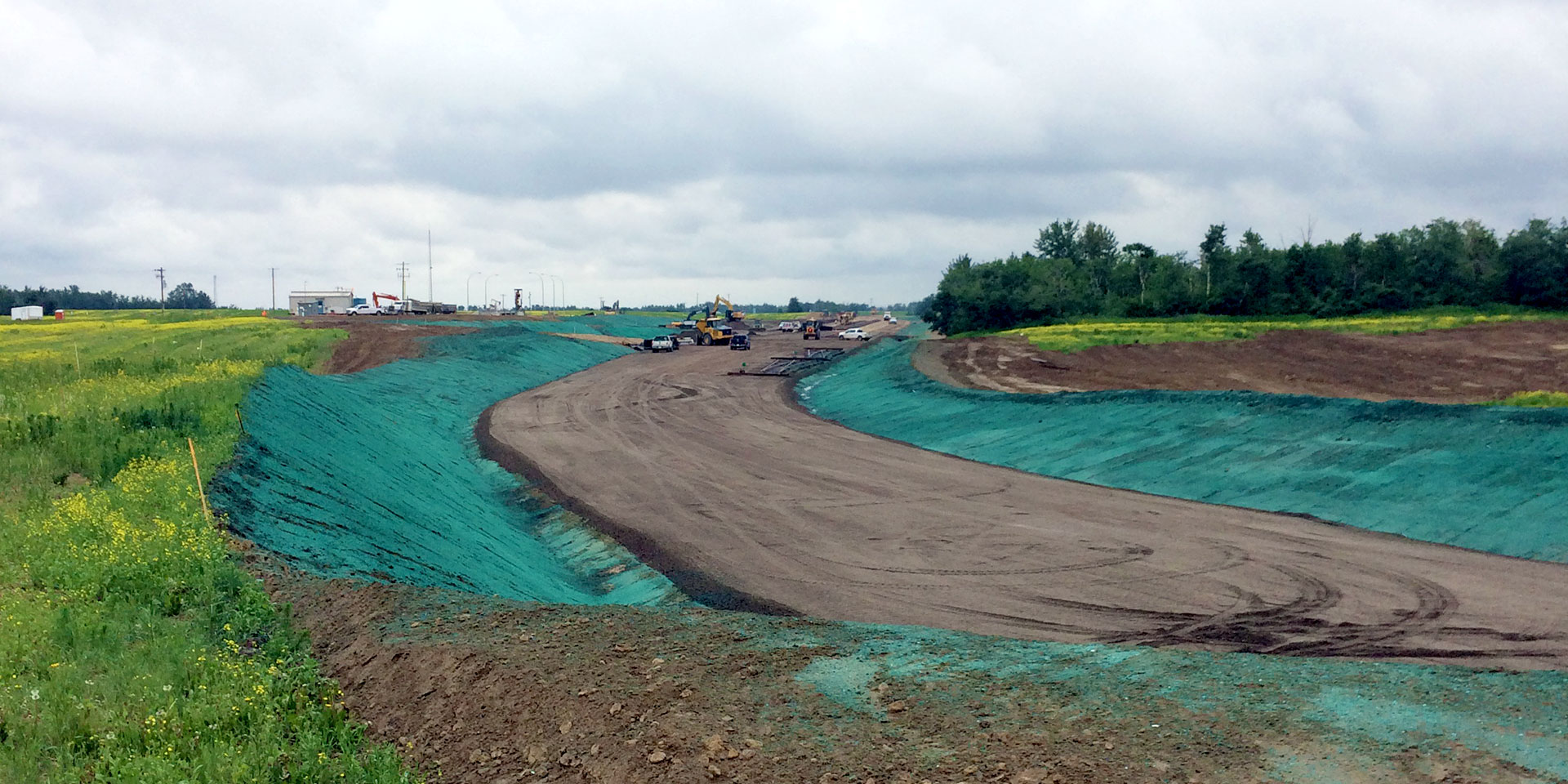 Alberta Hydroseeding - Land reclamation and hydroseeding services